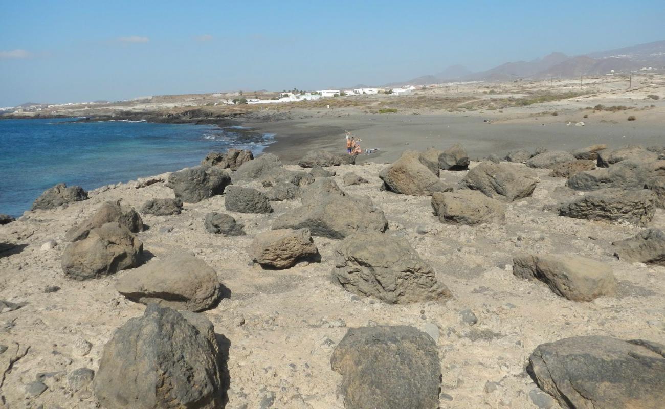 Foto de Playa del Horno con arena oscura superficie