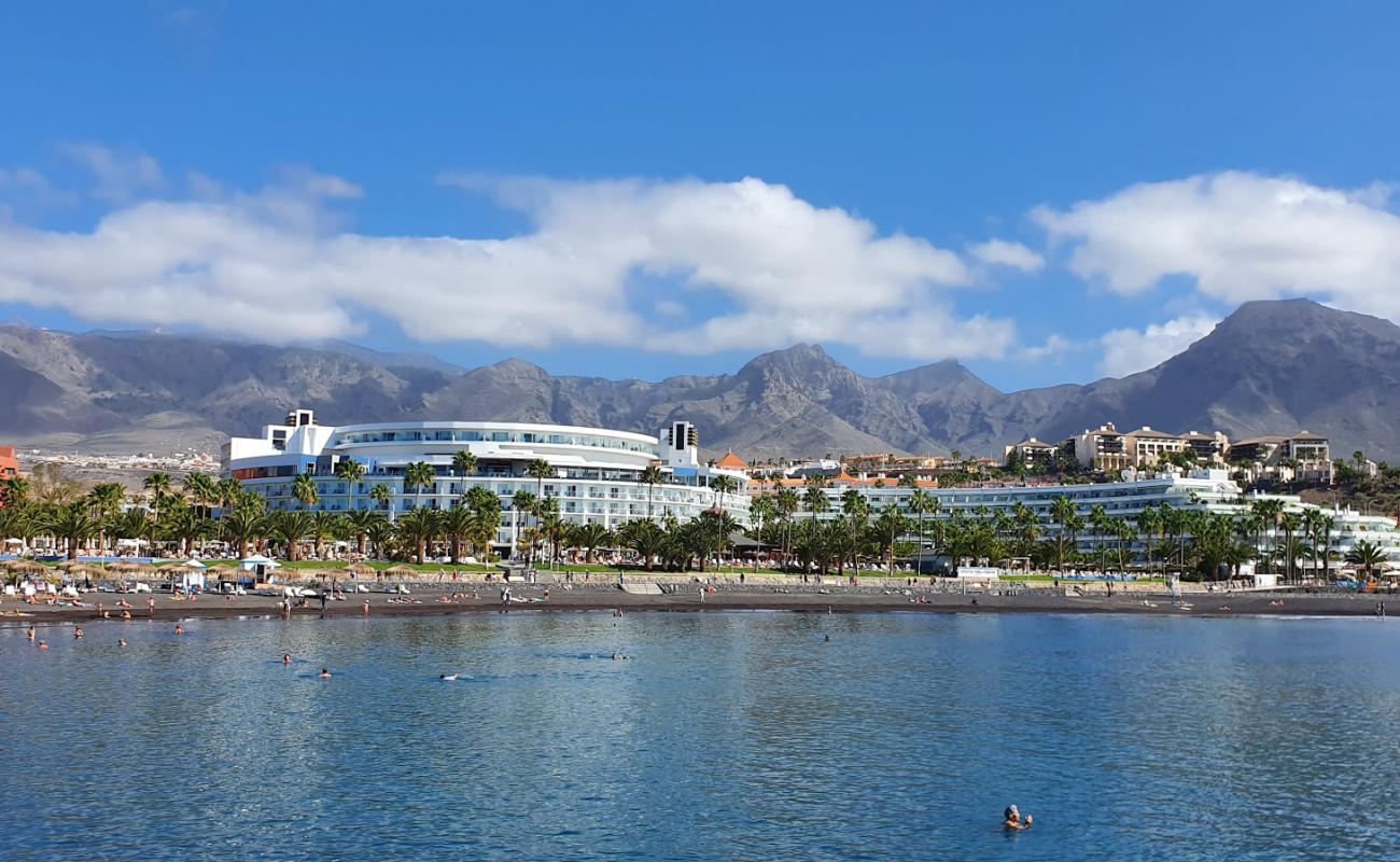 Foto de Playa El Beril con arena gris superficie