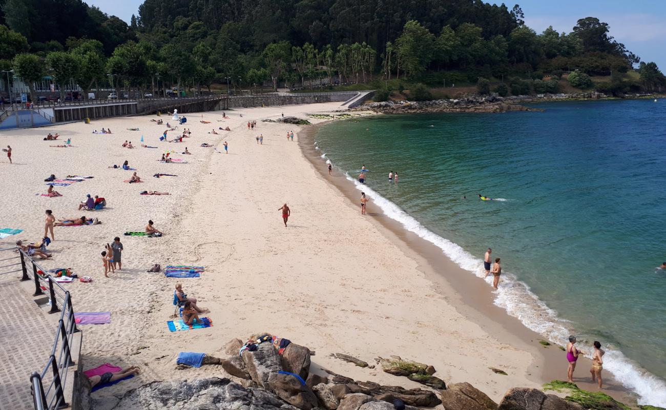 Foto de Praia de Portocelo con arena blanca superficie