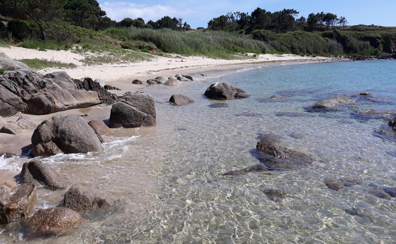 Foto de Pateiro beach con arena blanca superficie