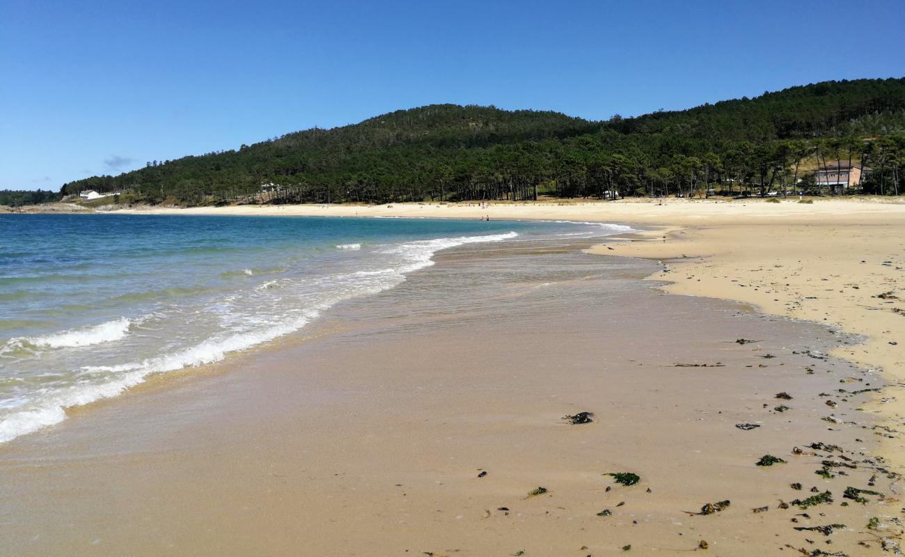 Foto de Praia do Lago con arena fina blanca superficie