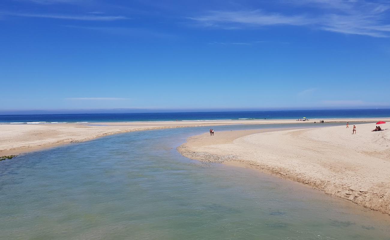 Foto de Praia de Baldaio II con arena blanca superficie