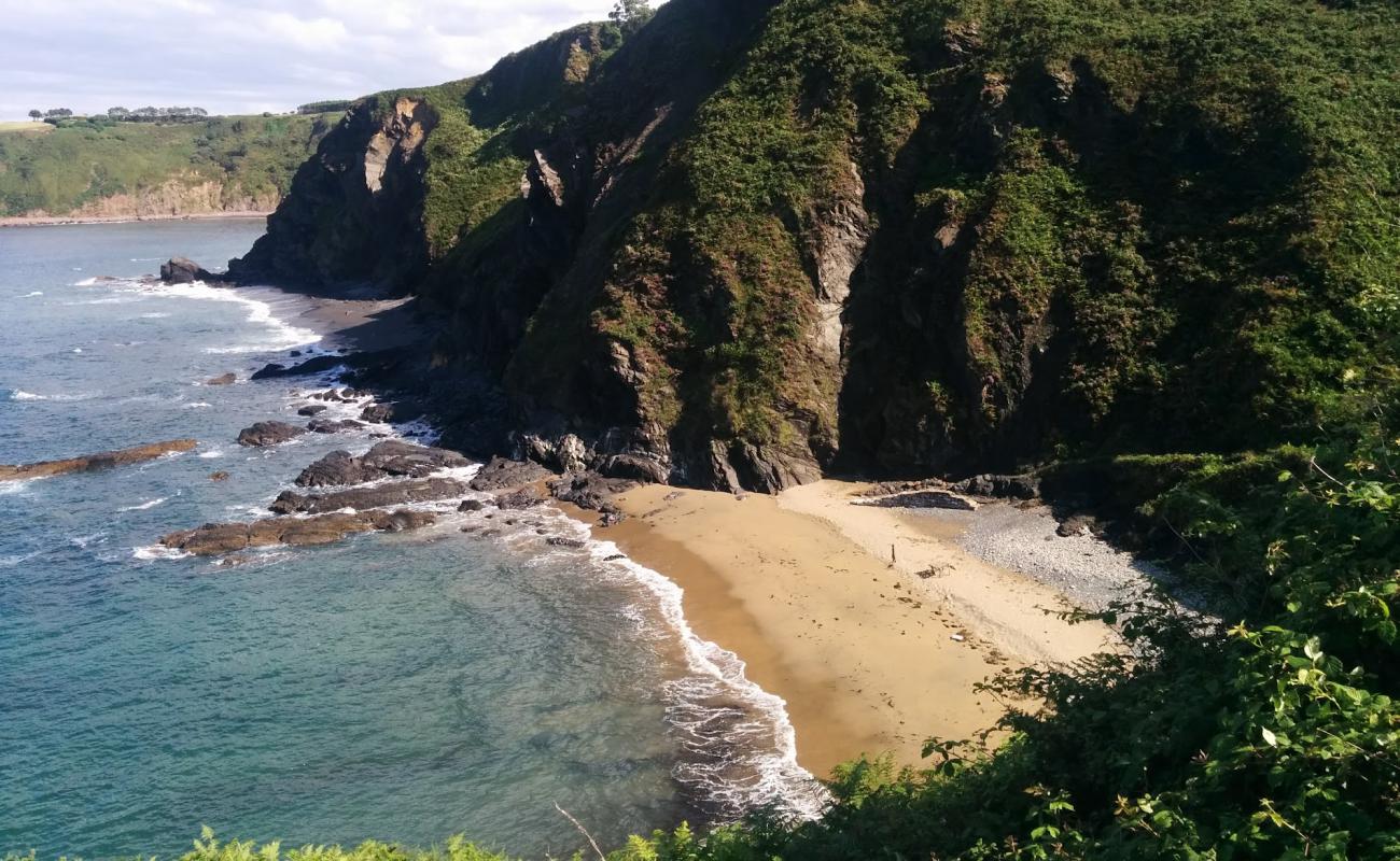 Foto de Playa de Viodo con arena brillante superficie