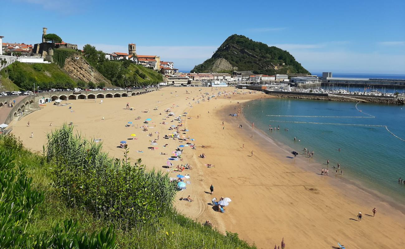 Foto de Playa de Malkorbe con arena brillante superficie