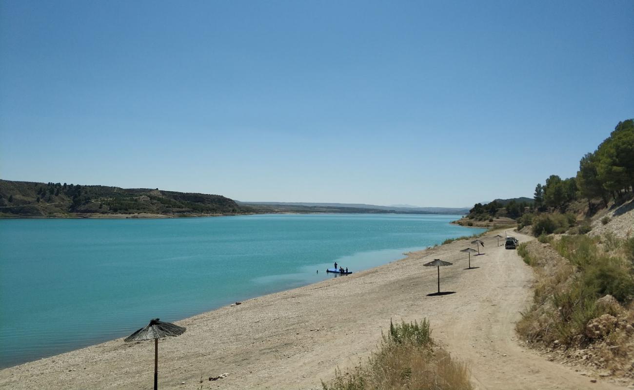 Foto de Playas El Negratin con arena fina y guijarros superficie