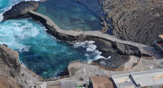 Pozo de Las Calcosas Beach