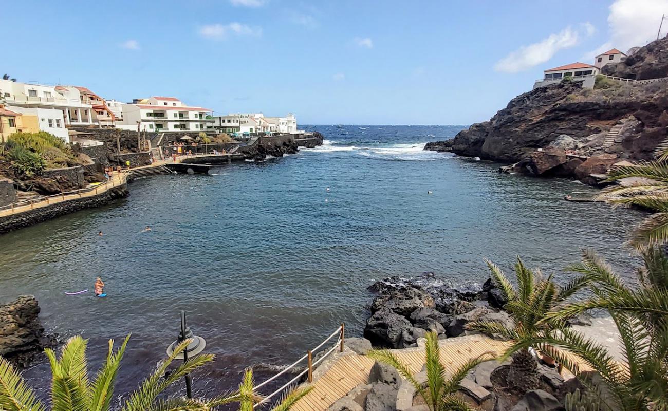 Foto de Piscina natural del Tamaduste Beach con hormigón superficie