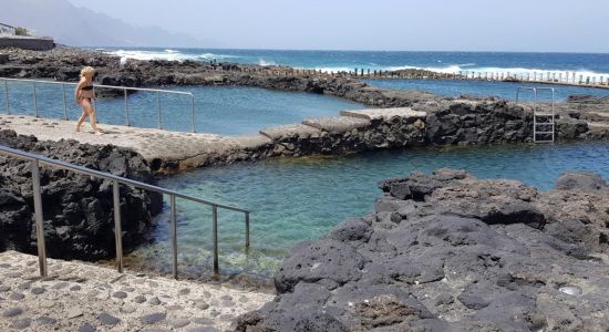 Piscinas Naturales Las Salinas Beach