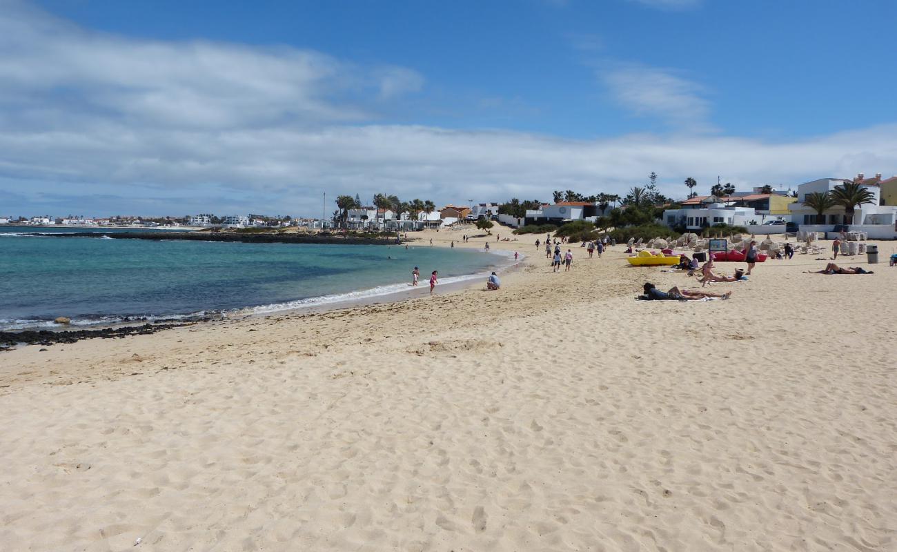 Foto de Los Verilitos Beach con arena brillante superficie