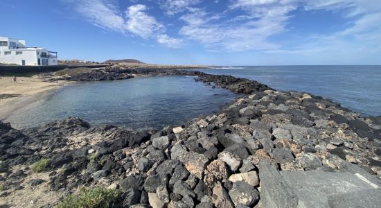 Piscina natural Caleta de Famara Beach