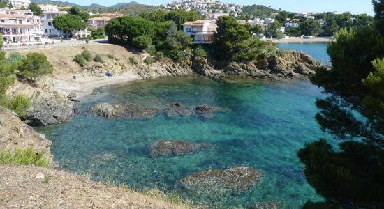 Cala De L'Alguer Beach