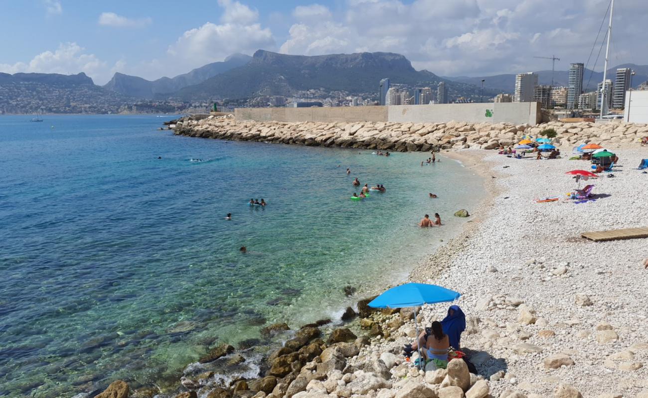 Foto de Cala el Raco Beach con guijarro ligero superficie