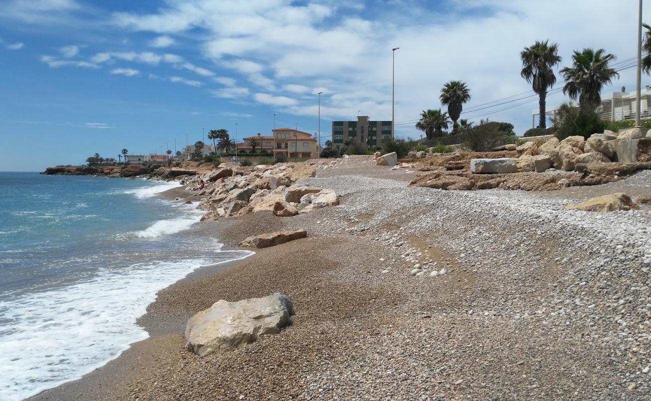 Foto de Salines Beach con guijarro fino claro superficie