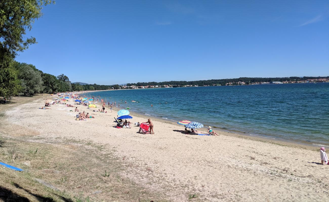 Foto de Barrana Beach con arena brillante superficie