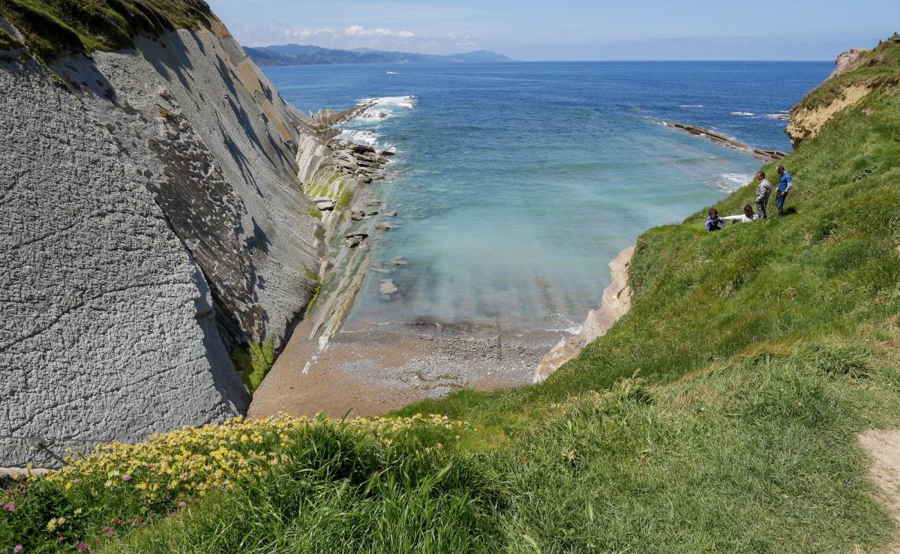 Foto de Algorri Beach con piedra superficie