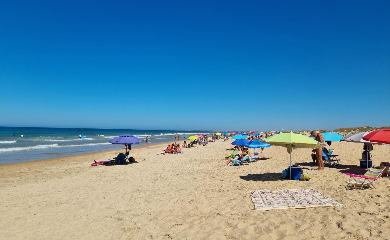 Foto de Las Calderas Beach con arena brillante superficie