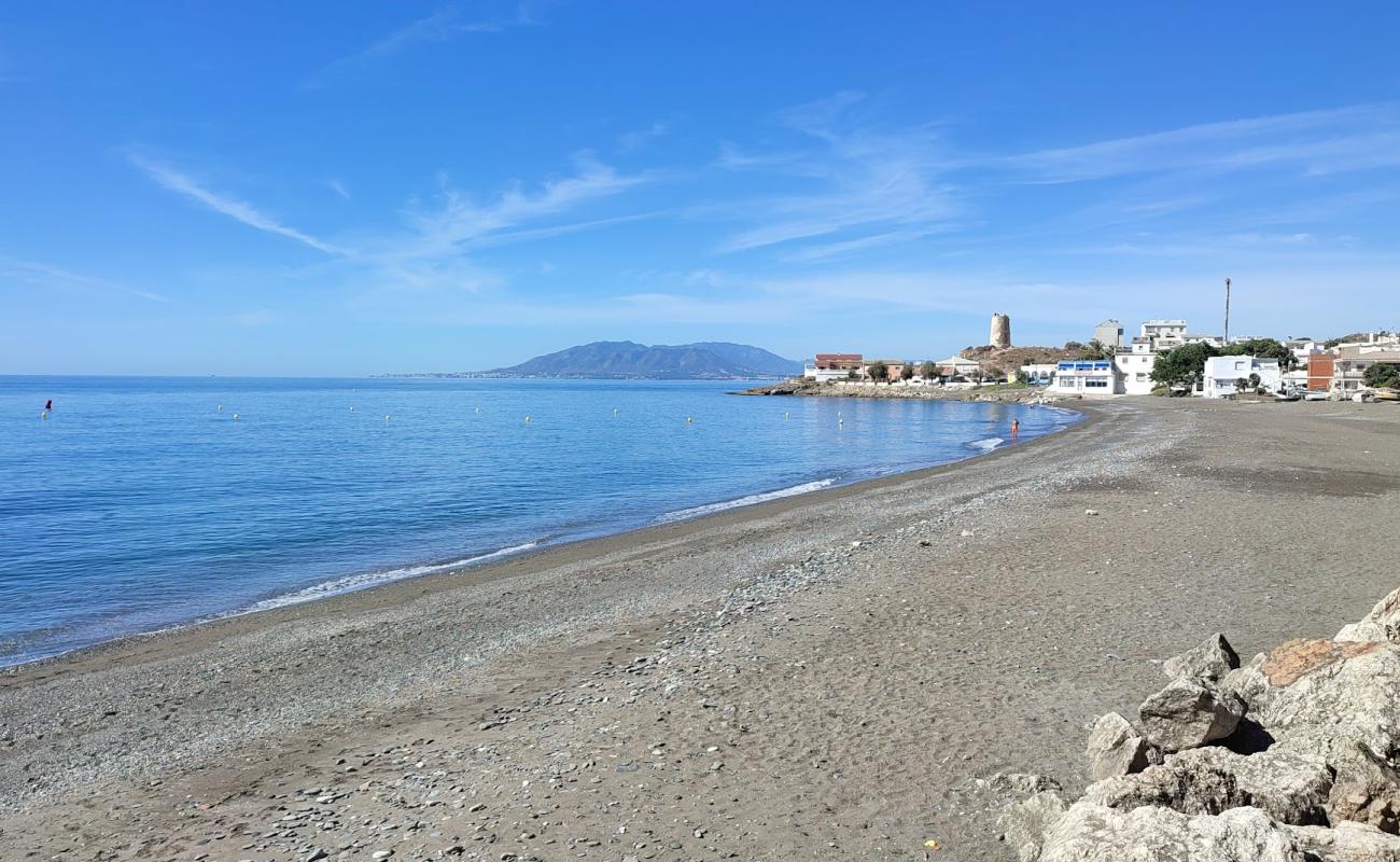 Foto de La Arana Beach con arena gris y guijarros superficie