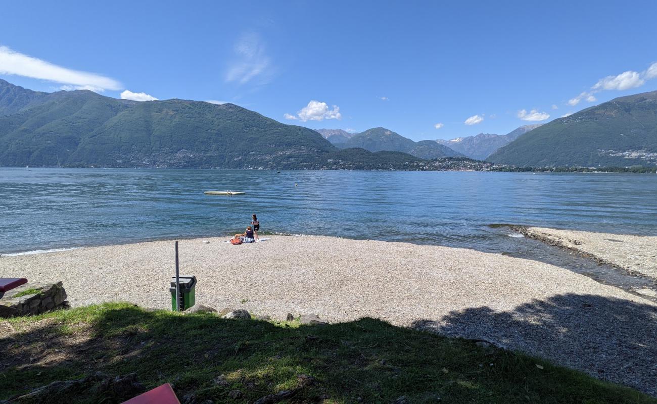 Foto de Bagno Spiaggia di Gerra Gambarogno con guijarro ligero superficie