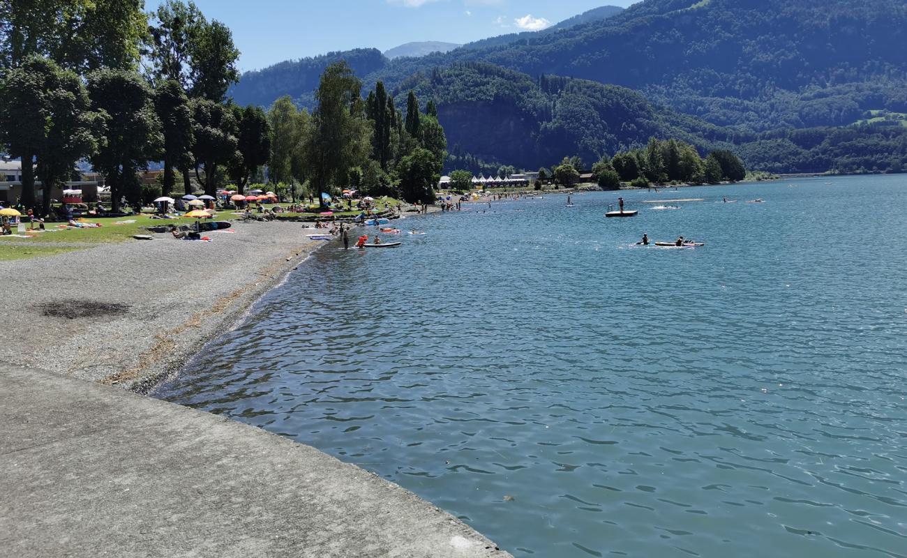 Foto de Strandbad Walenstadt con guijarro fino gris superficie