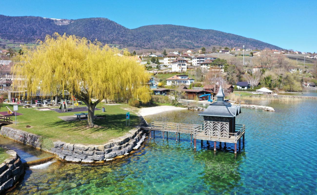 Foto de Plage de Chez-le-Bart con hierba superficie