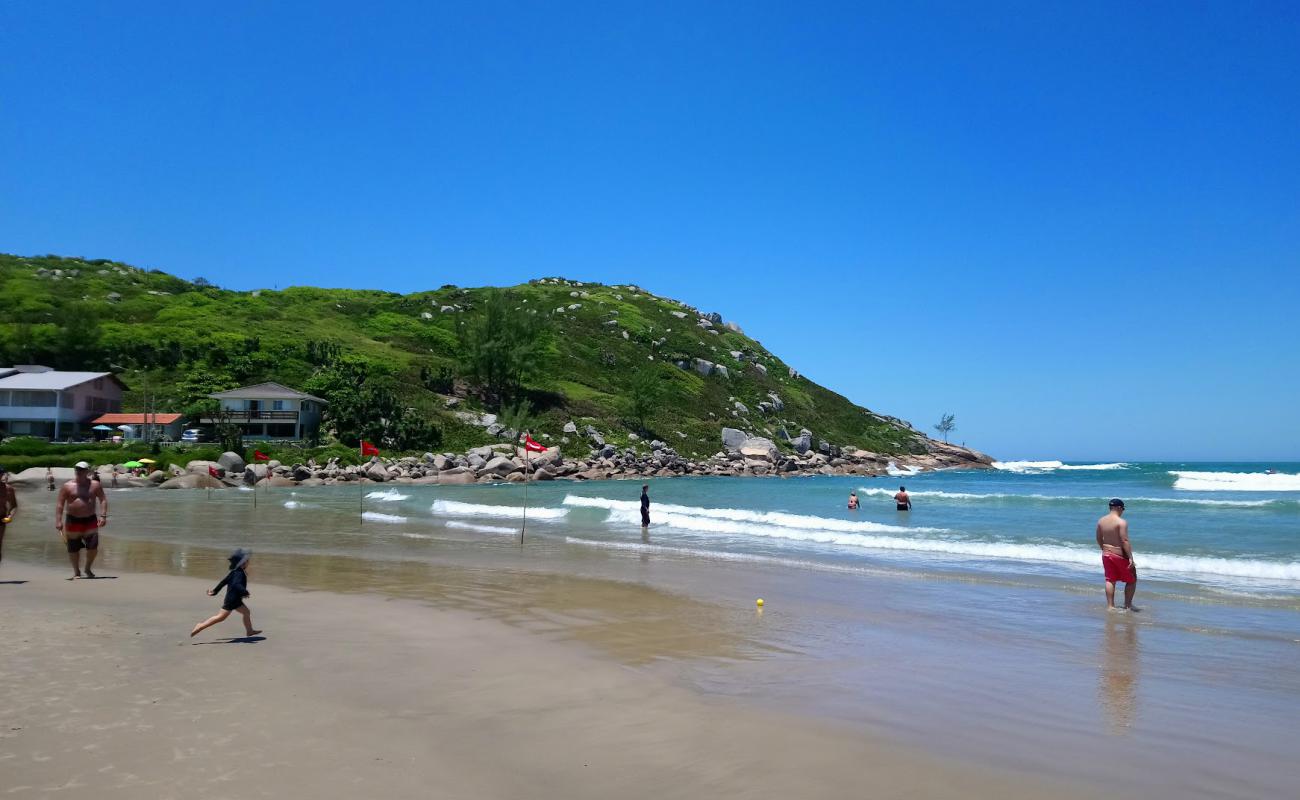 Foto de Praia de Itapiruba con brillante arena fina superficie