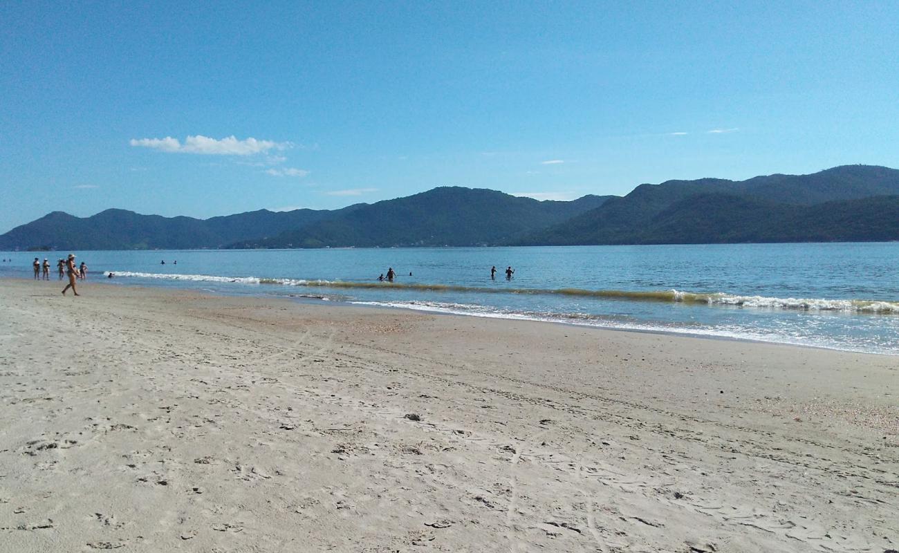 Foto de Praia do Sonho con arena brillante superficie