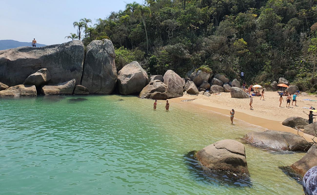 Foto de Playa Cacao con arena brillante superficie