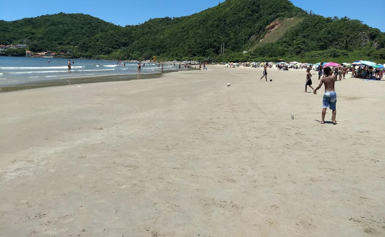 Foto de Praia de Itajai con arena brillante superficie