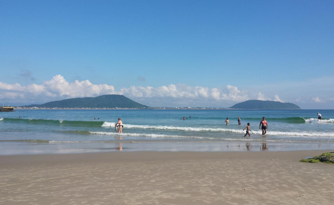 Foto de Playa Molhe con brillante arena fina superficie