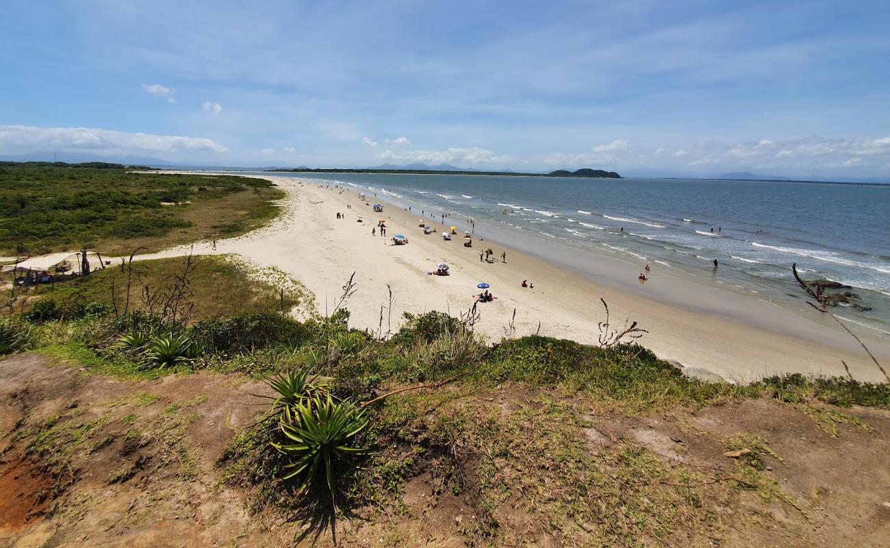 Foto de Playa Farol con brillante arena fina superficie