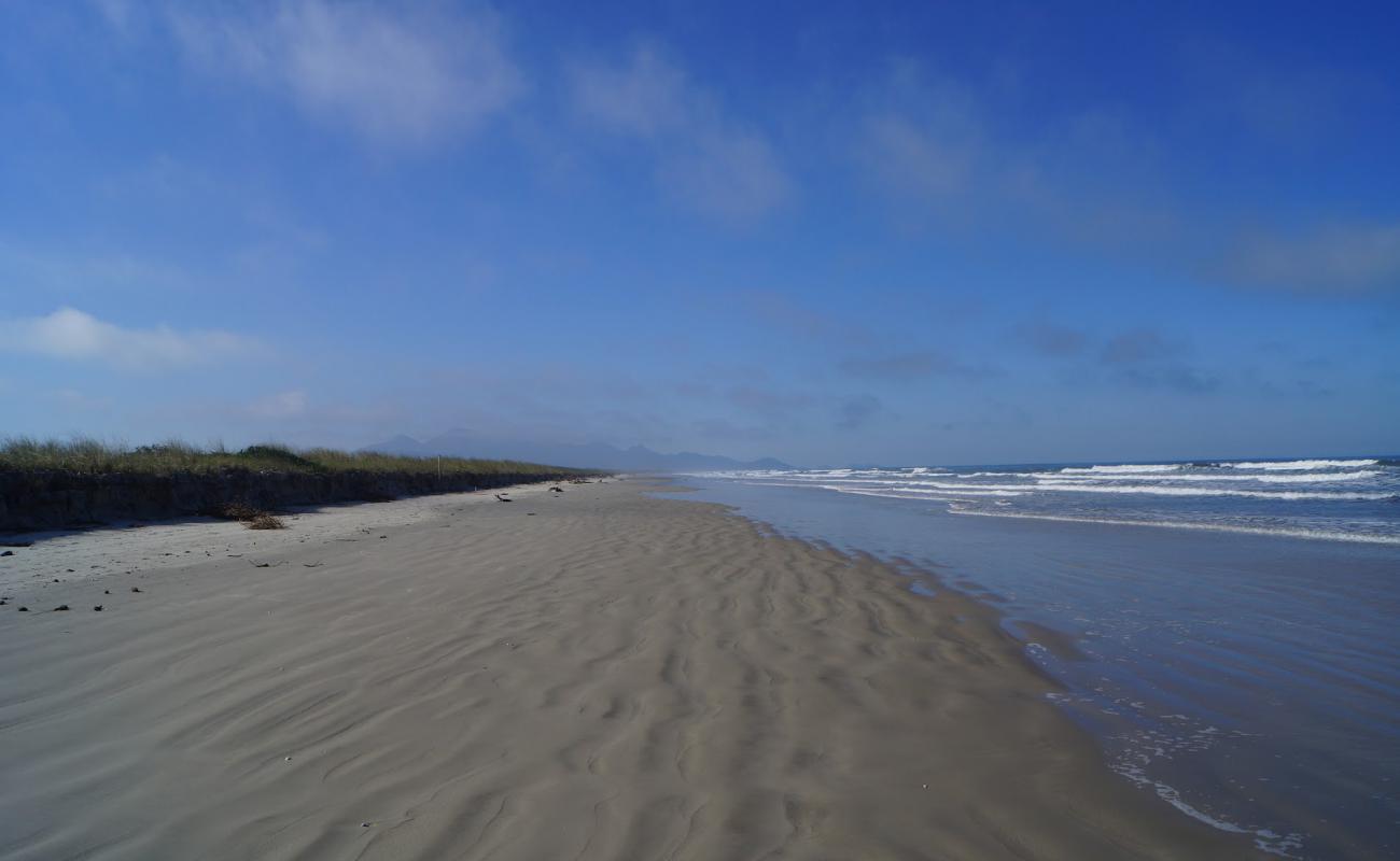 Foto de Playa Pontal da Ilha con arena brillante superficie