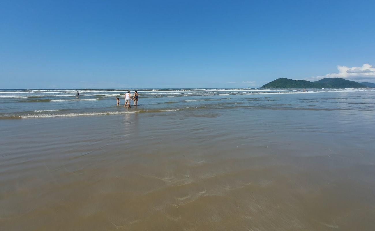 Foto de Playa de Maitinga con brillante arena fina superficie