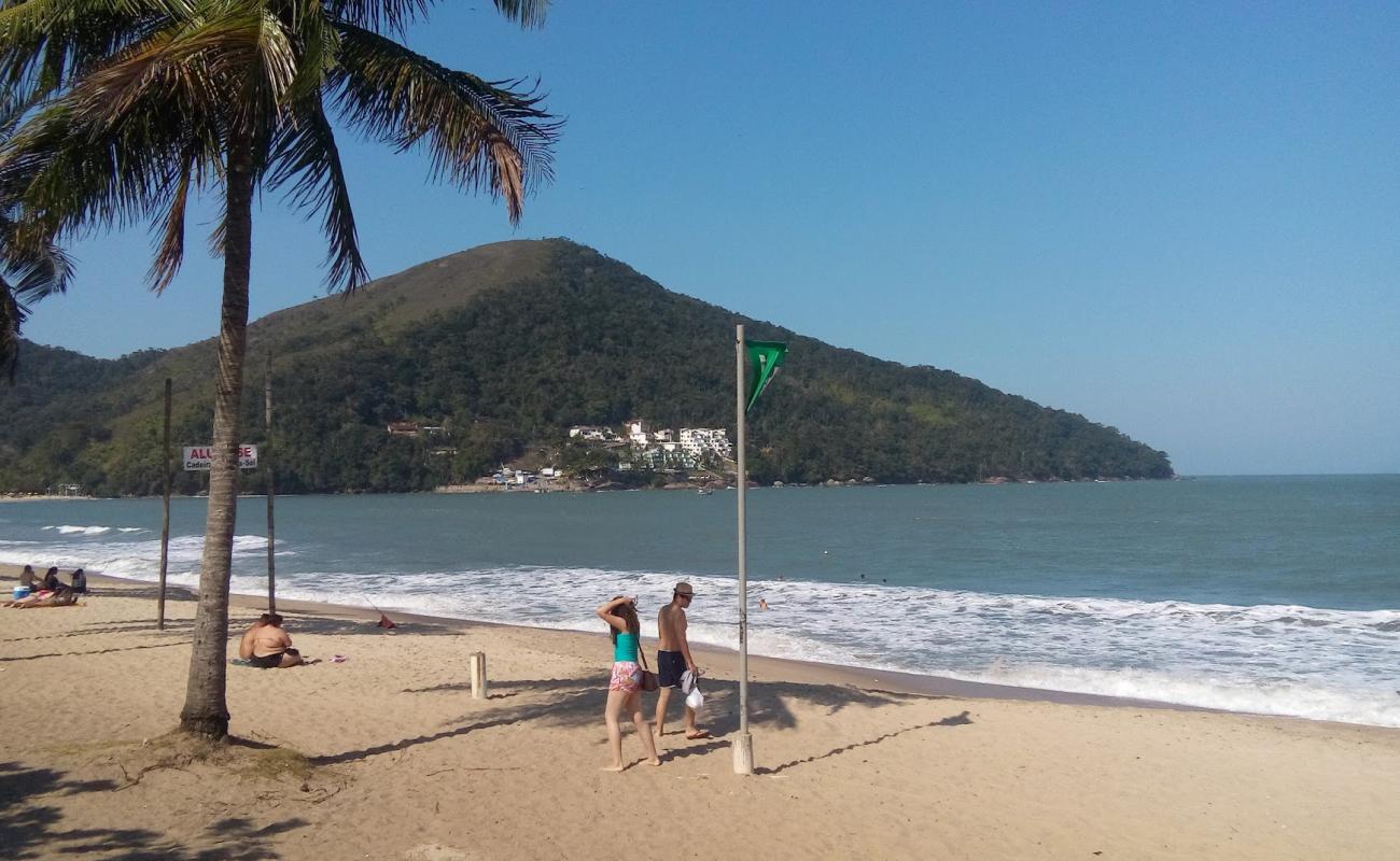 Foto de Playa Indaiá con arena brillante superficie