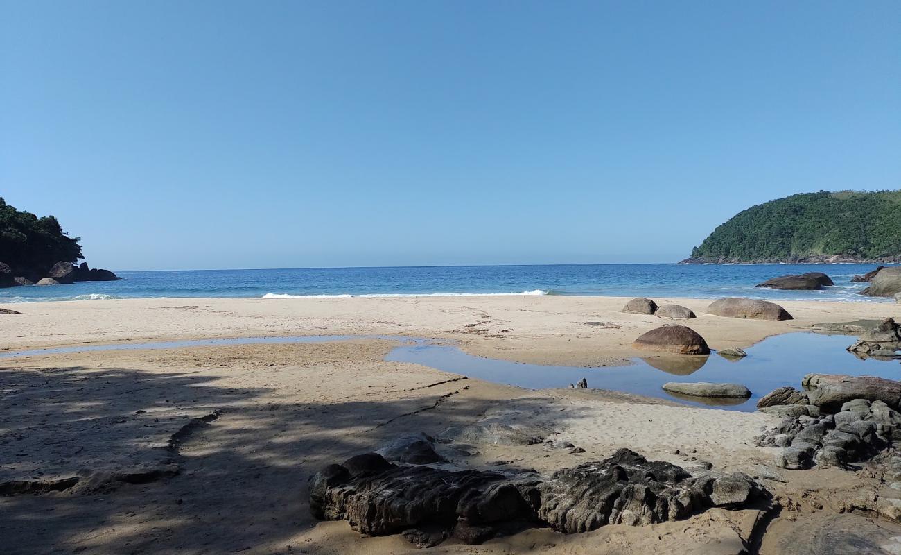 Foto de Praia de Antiguinhos con brillante arena fina superficie