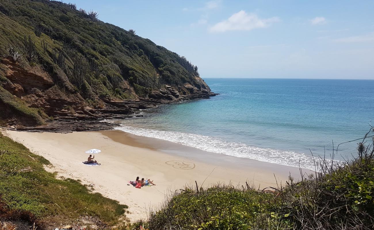 Foto de Praia dos Amores con brillante arena fina superficie