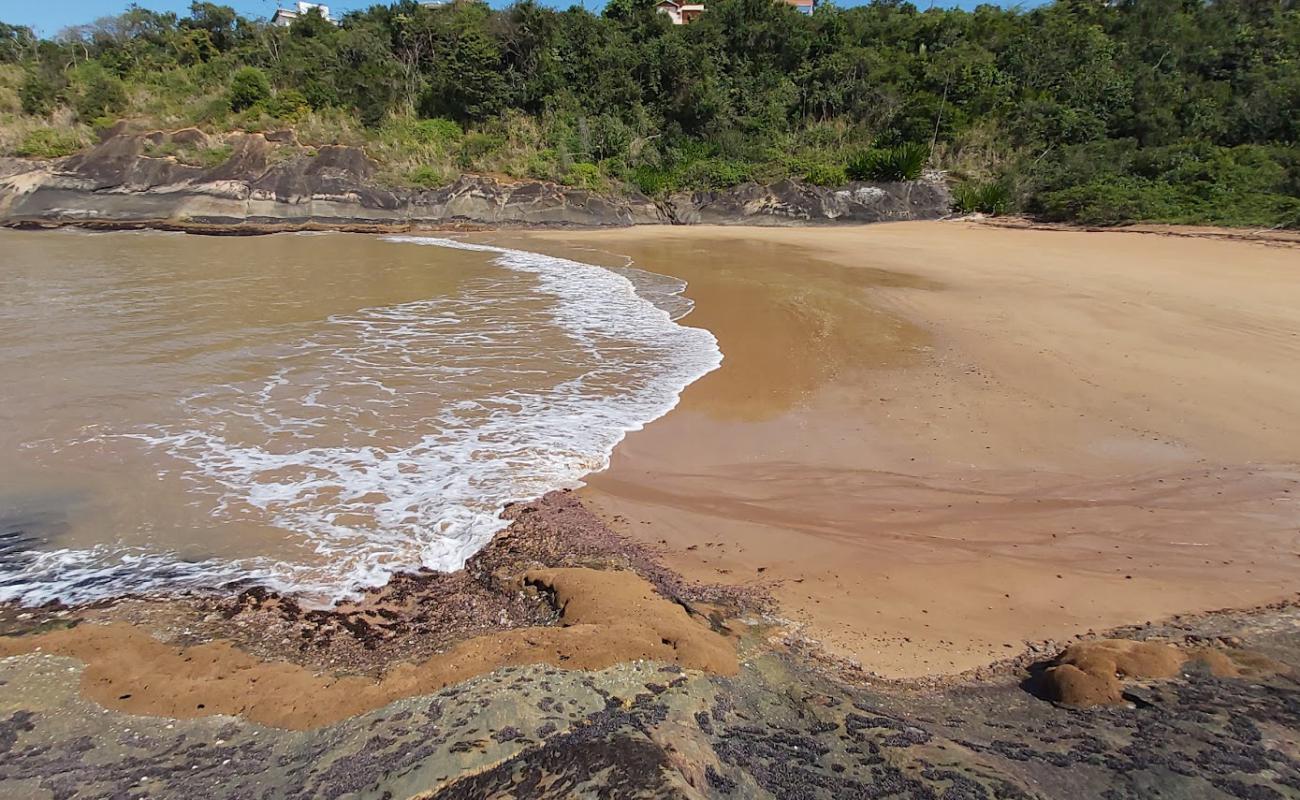 Foto de Playa Sape con arena brillante superficie