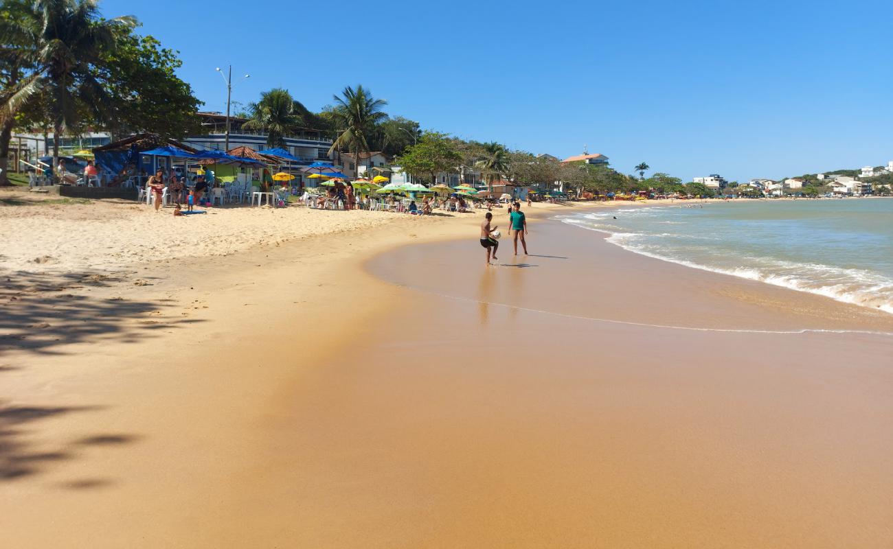 Foto de Playa Ubu con arena brillante superficie