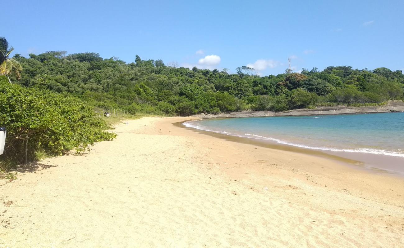 Foto de Tres playas de Guarapari con arena brillante superficie