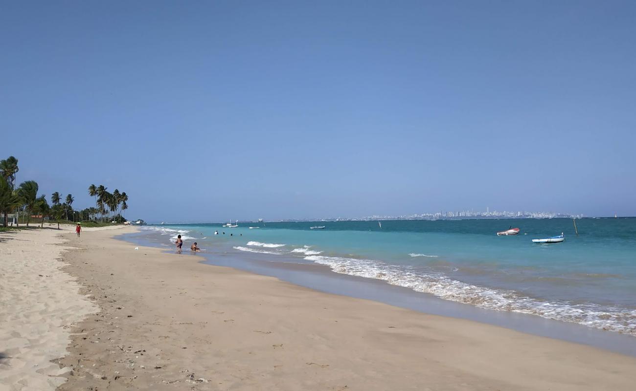 Foto de Playa Barra do Gil con arena brillante superficie