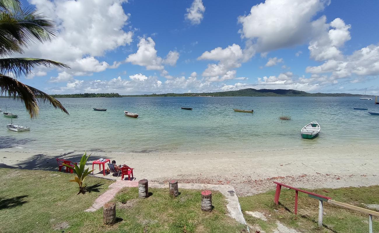 Foto de Praia de Muta con arena brillante superficie