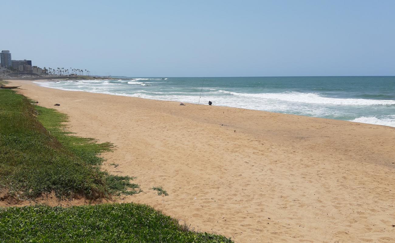 Foto de Praia do Chega Nego con arena brillante superficie