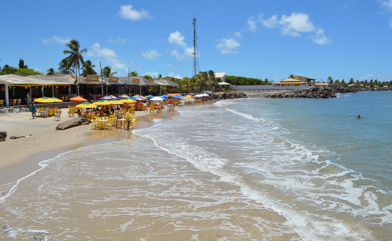 Foto de Praia do Saco con brillante arena fina superficie