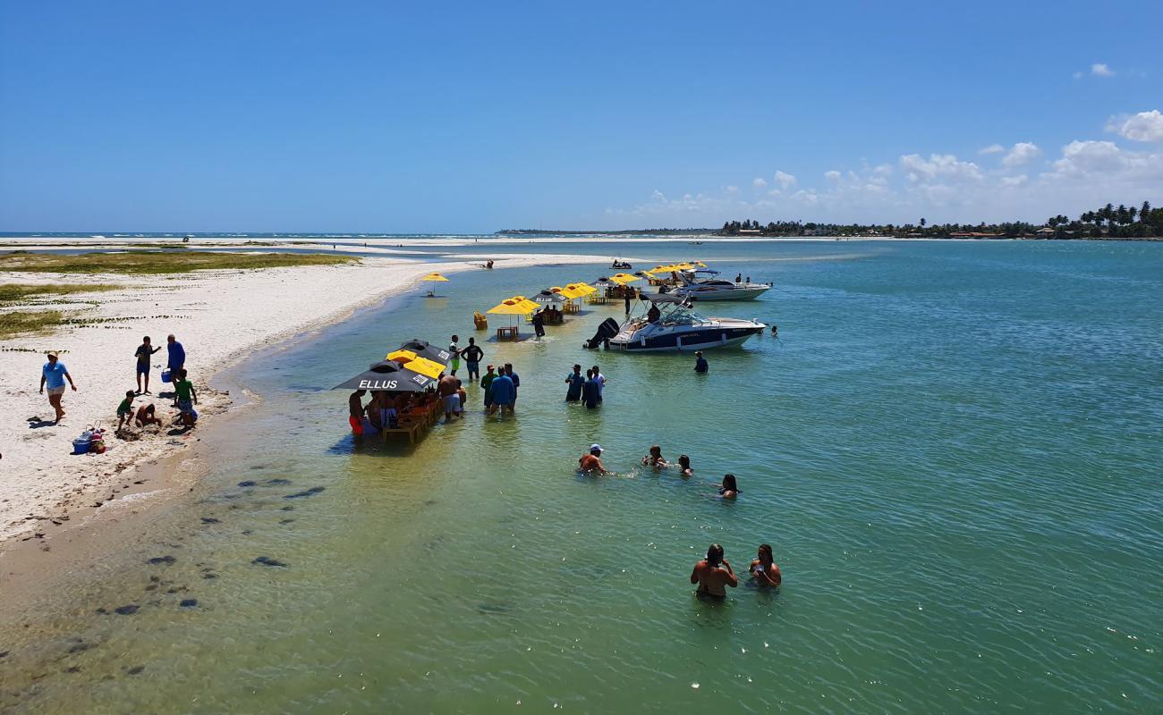 Foto de Prainha Ponto de Pesca con arena brillante superficie