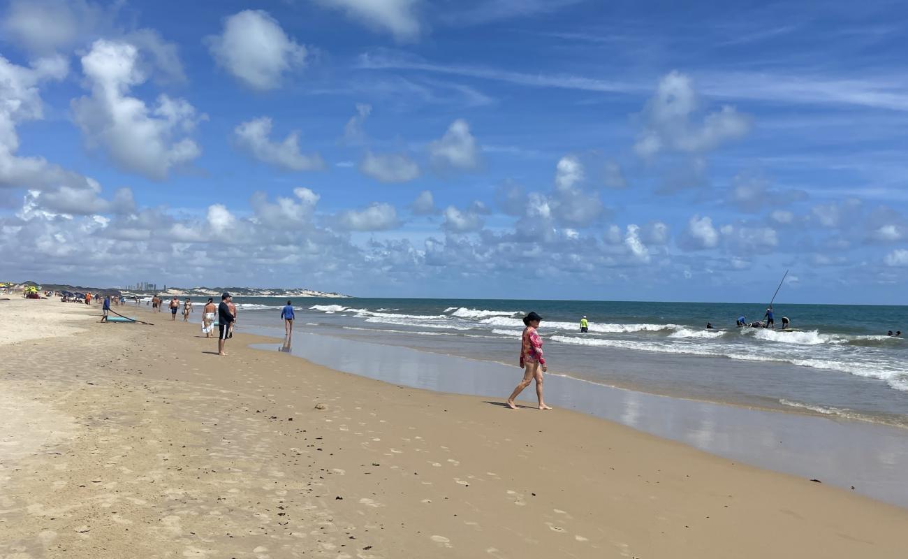 Foto de Playa de Pirangi Do Norte con arena brillante superficie