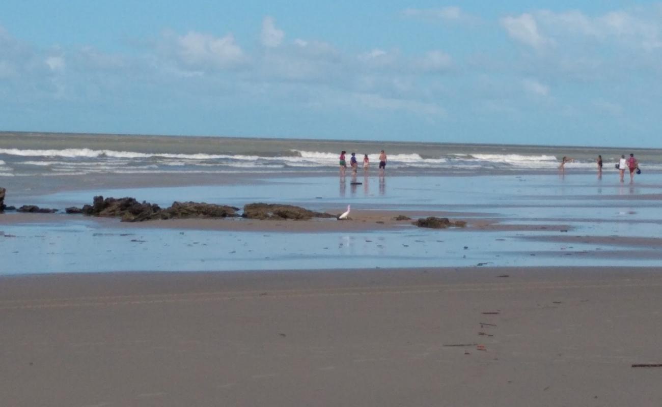 Foto de Praia do Caolho con arena brillante superficie