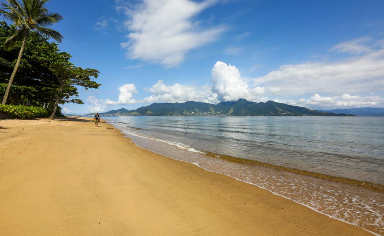 Foto de Praia do Pinto con arena brillante superficie