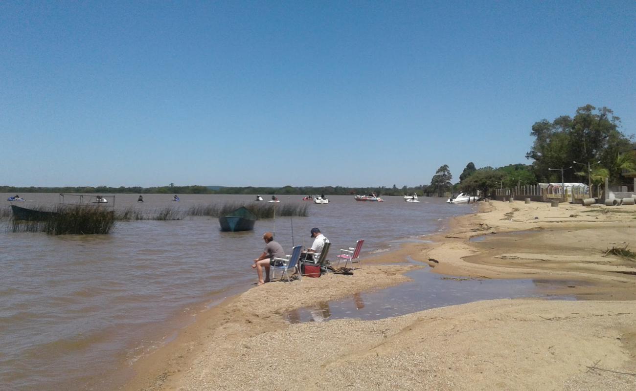 Foto de Praia Canto da Mulata con arena brillante superficie