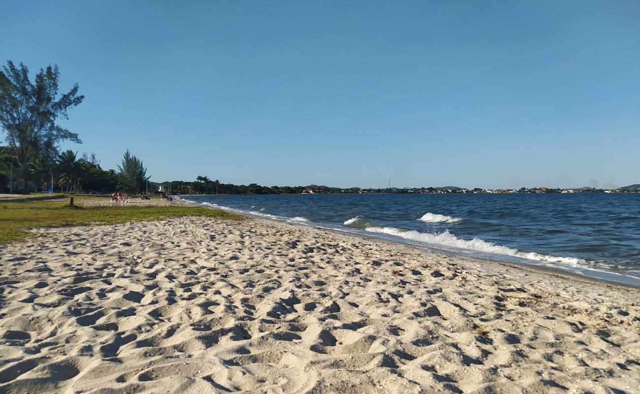 Foto de Praia dos Amores con arena brillante superficie