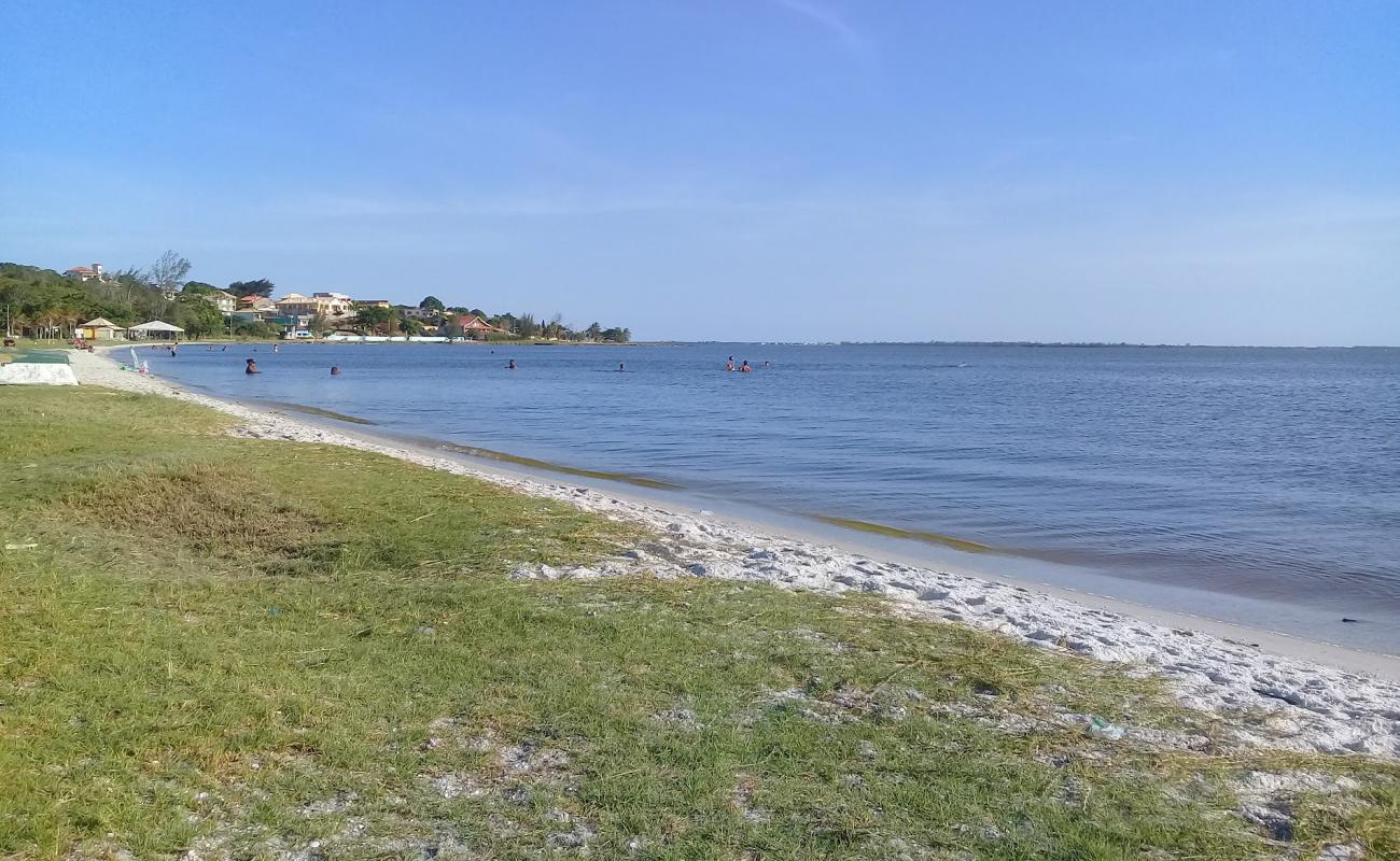 Foto de Praia do Gaviao con arena brillante superficie