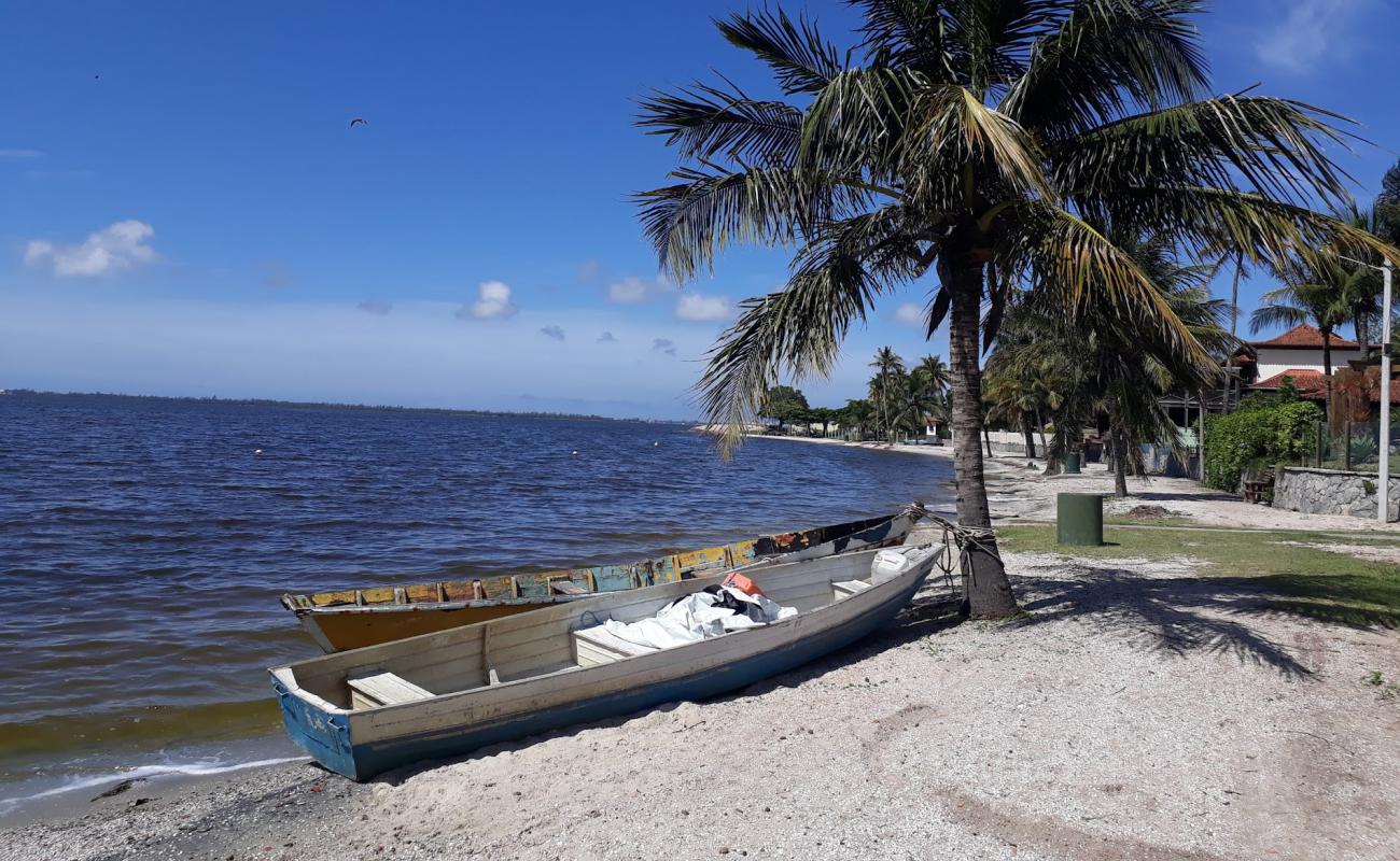 Foto de Praia do Lake View con guijarro fino claro superficie